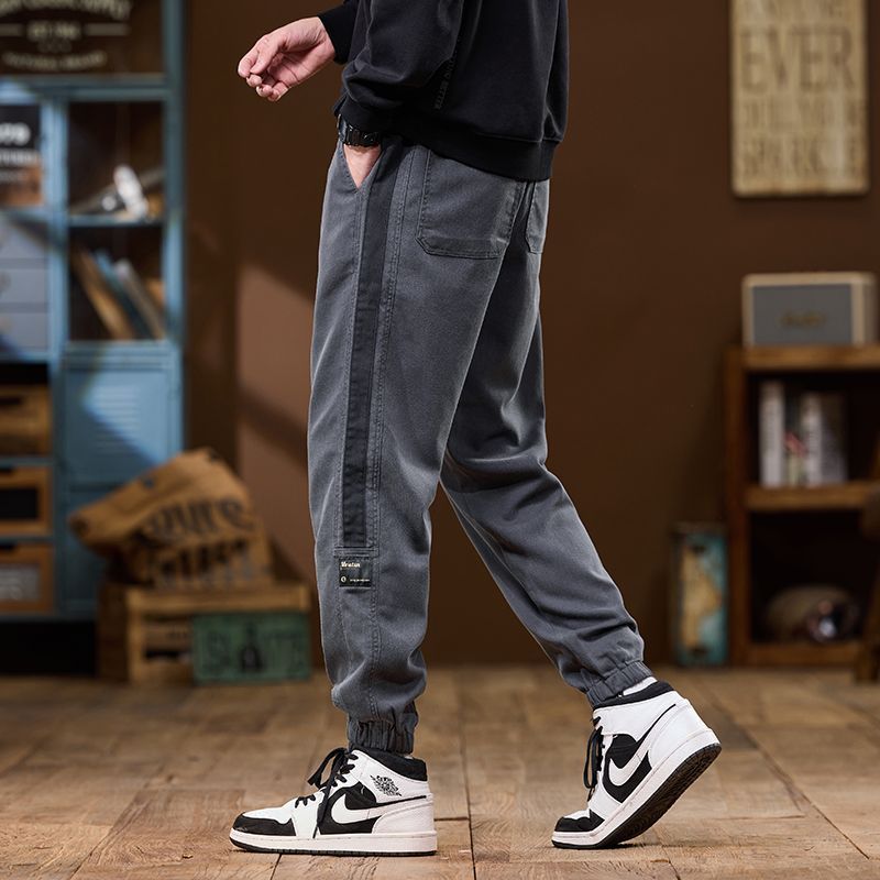 Chinos