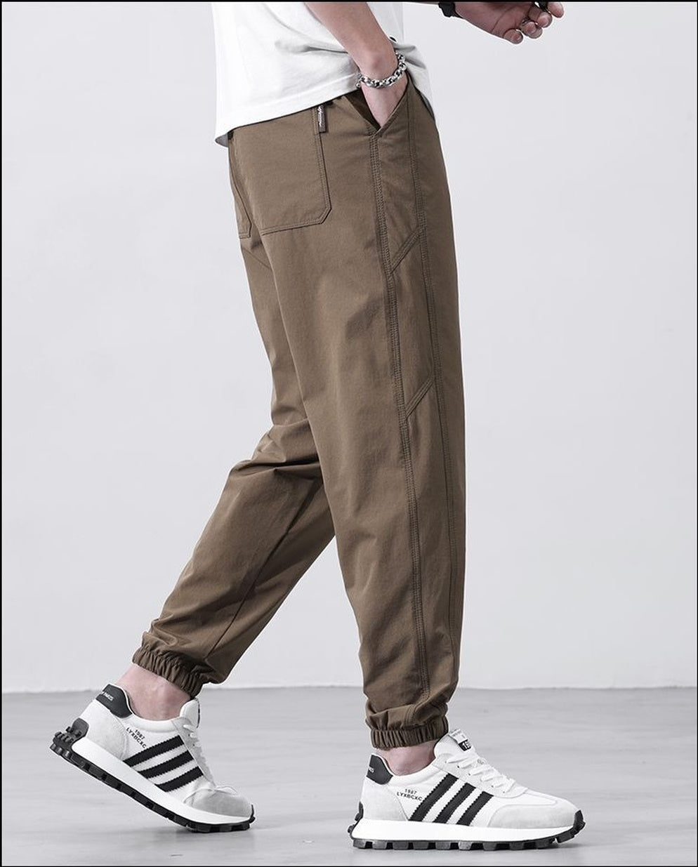 Chinos