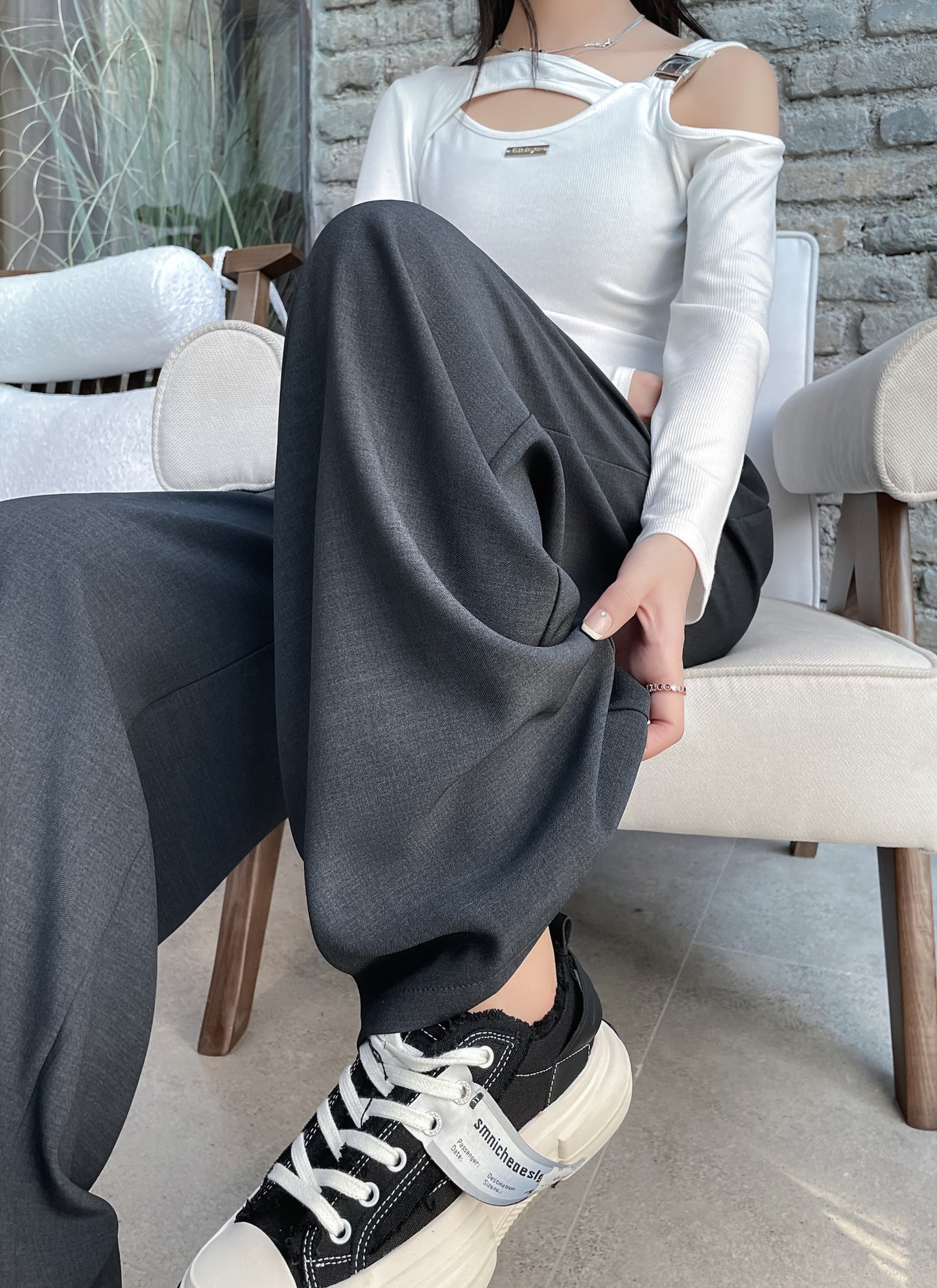 Wide Leg Trouser