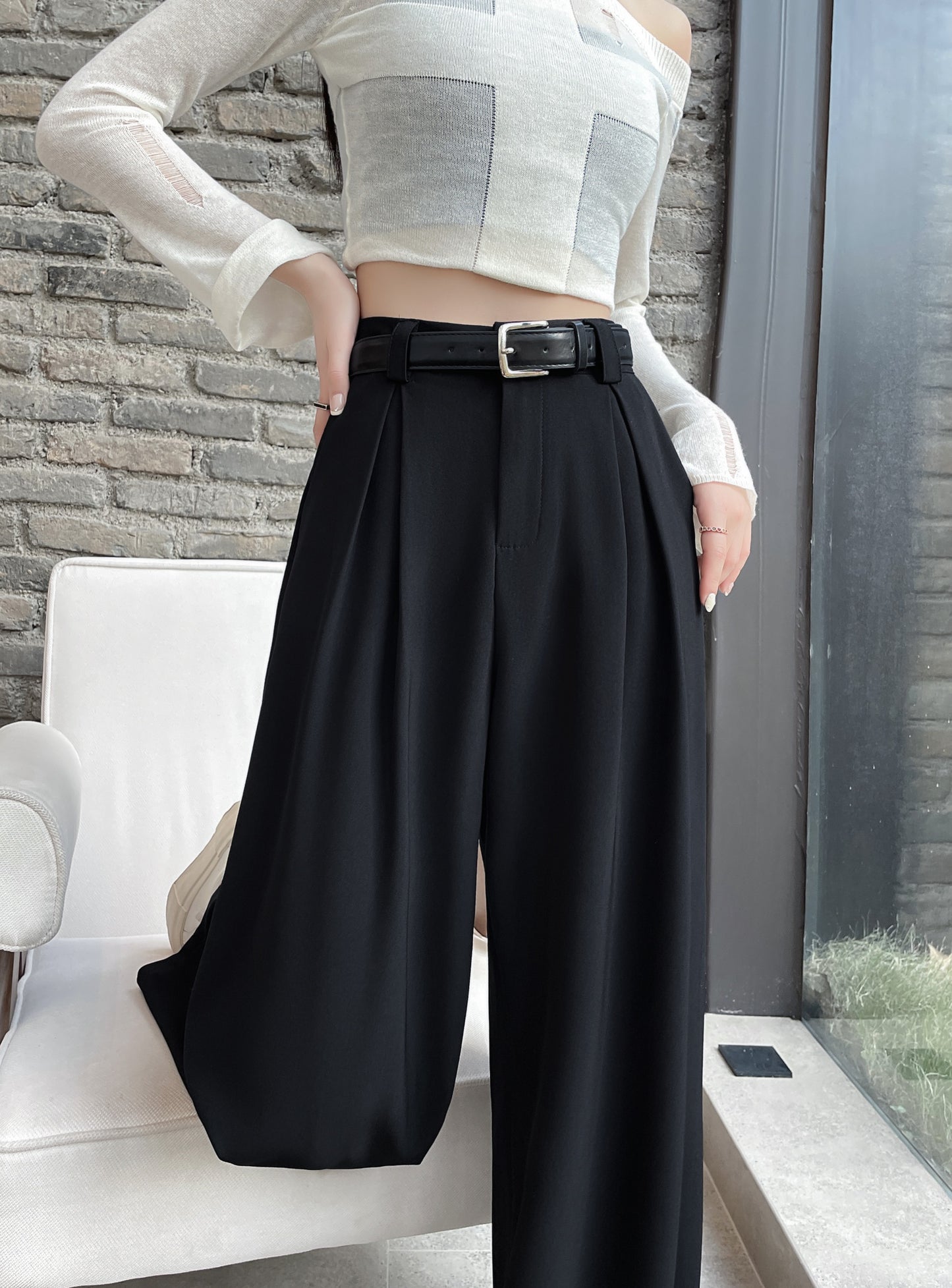 Wide-leg Pant