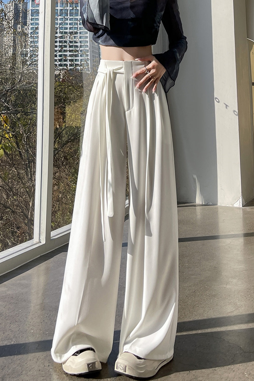 Wide-leg Pant