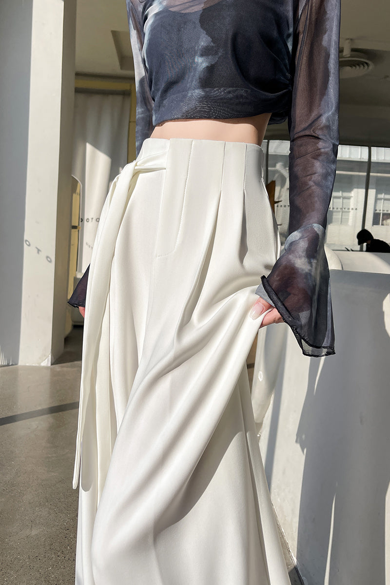 Wide-leg Trouser
