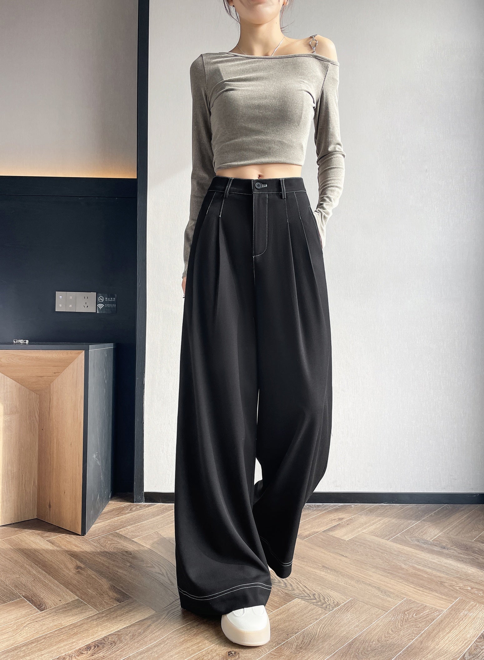 Wide Leg Pant