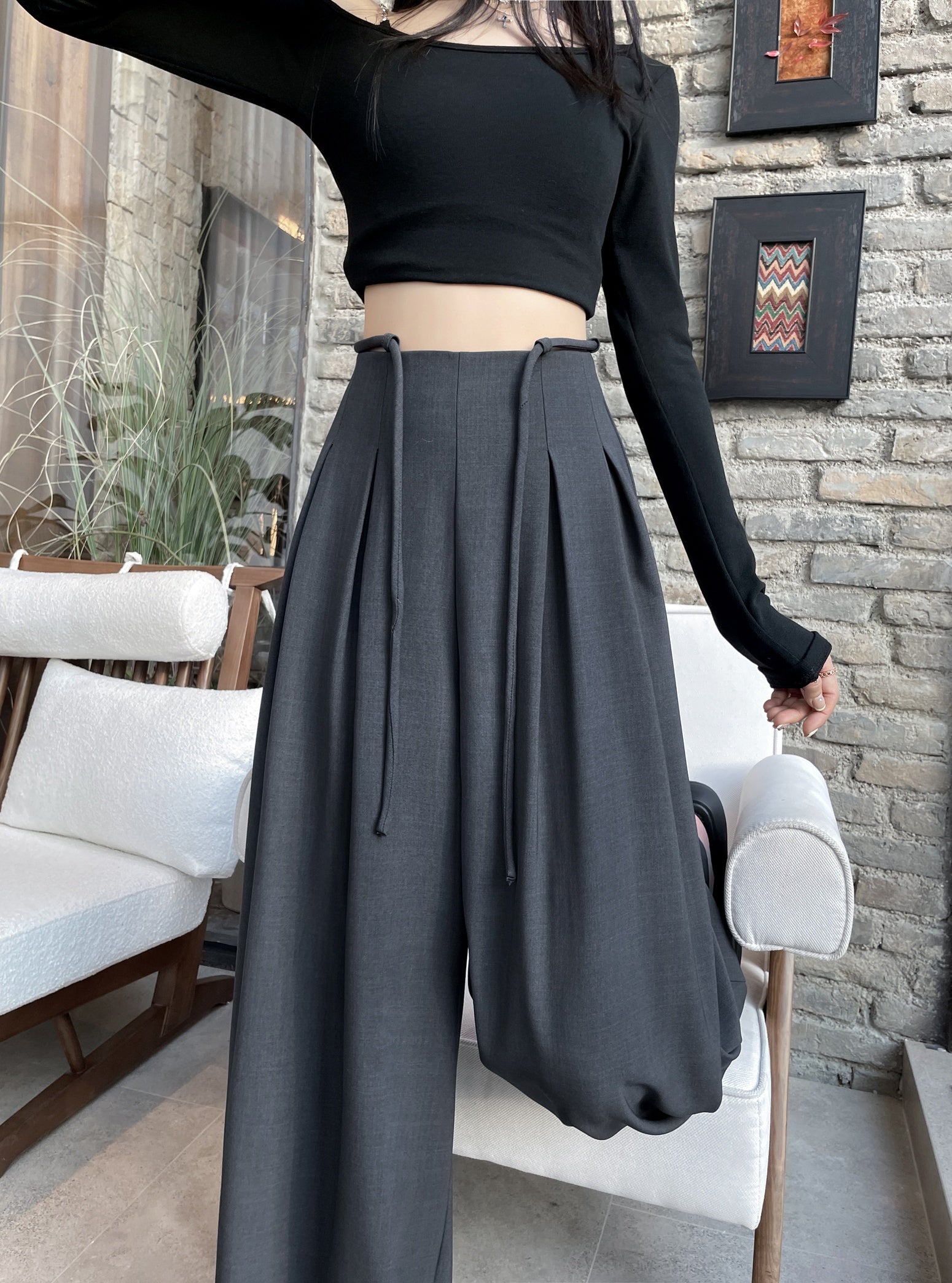 Wide-leg Pant
