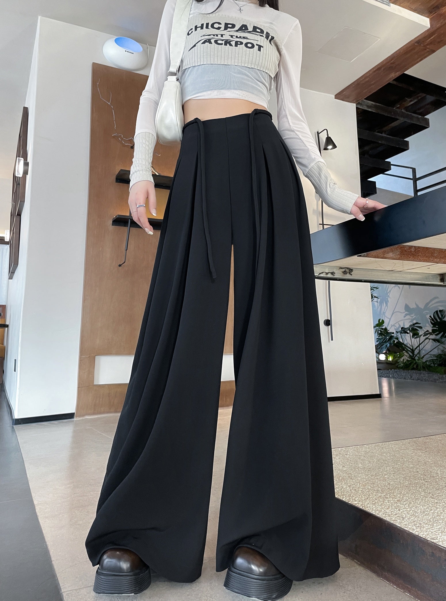 Wide Leg Trouser
