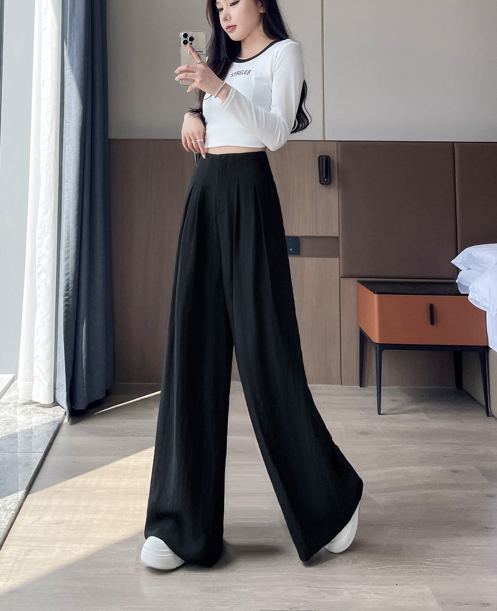Wide Leg Trouser